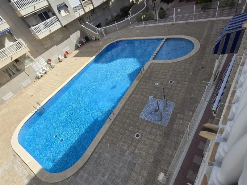 Acogedor Apartamento en Torrevieja, Ideal para Inversión 🌊🏡