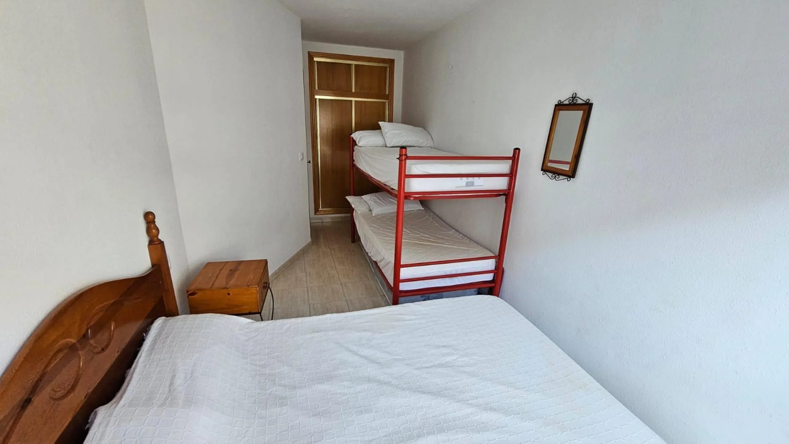 Acogedor Apartamento en Torrevieja, Ideal para Inversión 🌊🏡