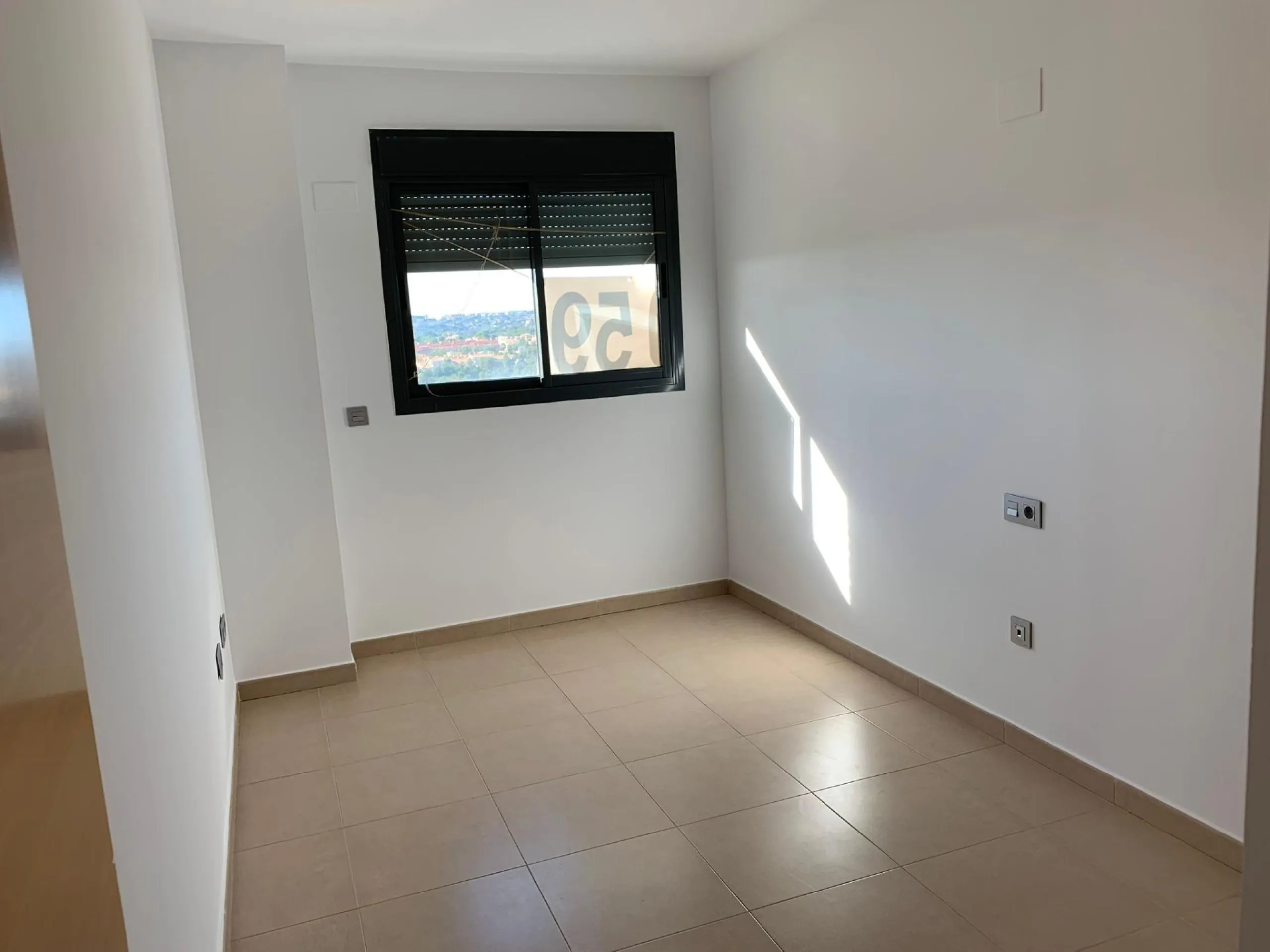 ✨ ÁTICO DE LUJO EN PAU 5 CON SOLÁRIUM PRIVADO Y VISTAS AL CASTILLO ✨