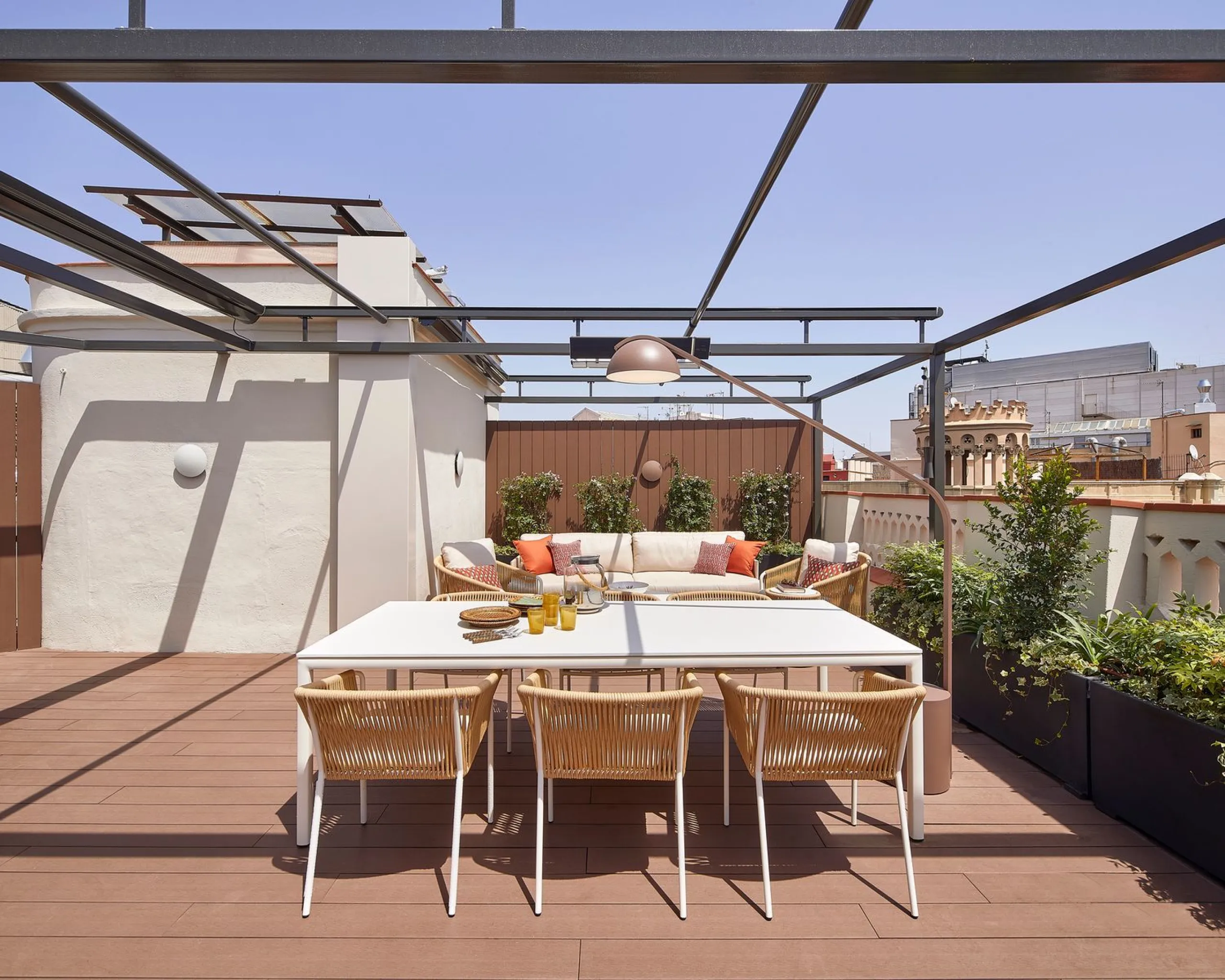 Ático con terraza privada y piscina en Barcelona, Eixample