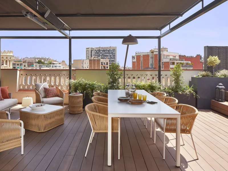 Ático con terraza privada y piscina en Barcelona, Eixample