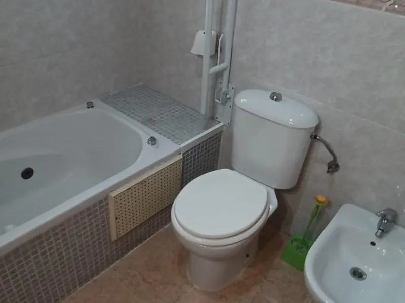 GREAT GROUND FLOOR BUNGALOW IN ORIHUELA COSTA: 3 BED, 2 BATH