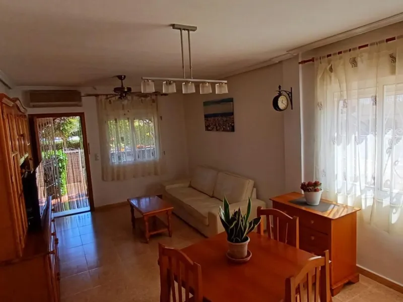 GREAT GROUND FLOOR BUNGALOW IN ORIHUELA COSTA: 3 BED, 2 BATH
