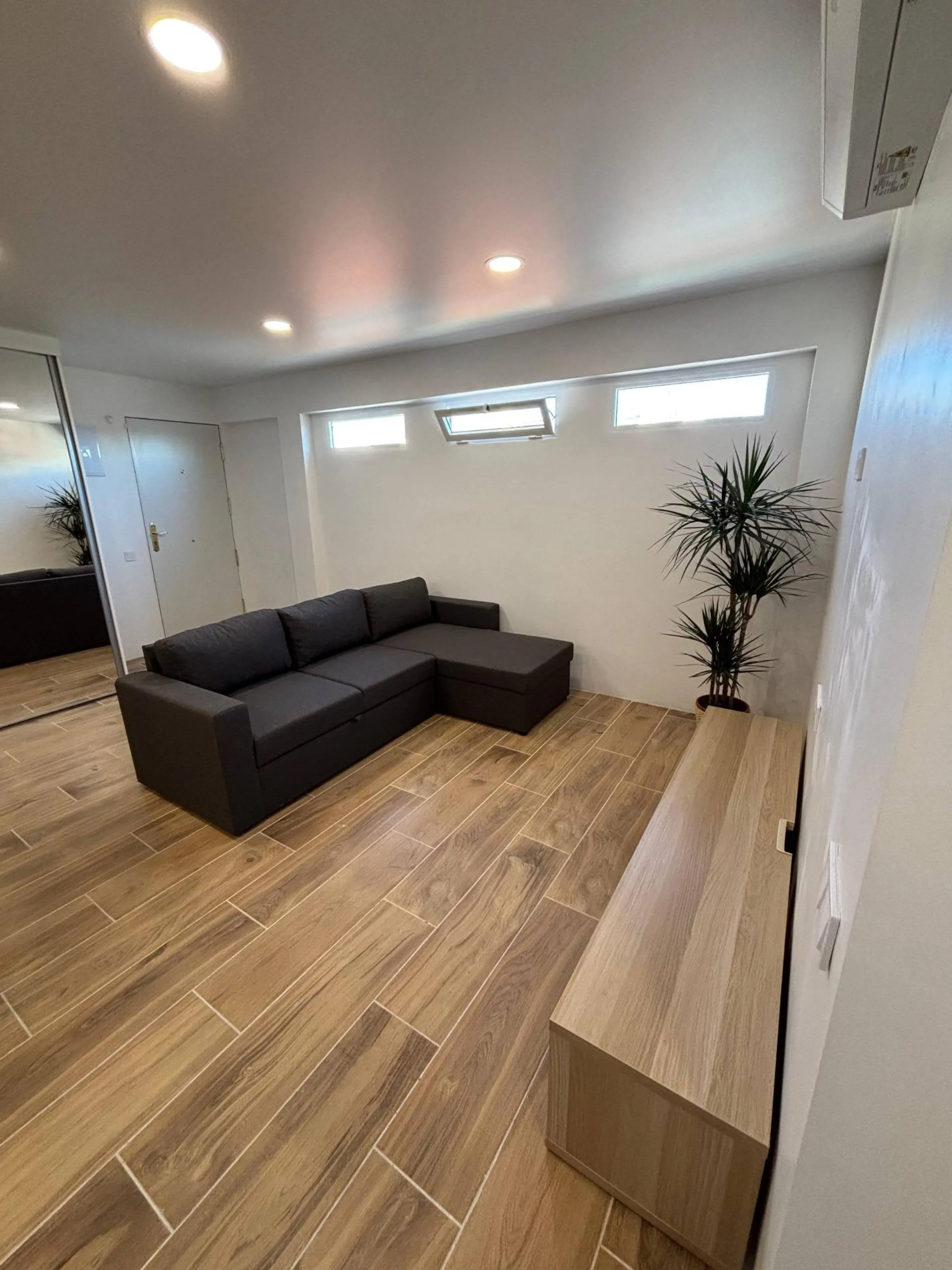 Great investment — 3-bedroom apartment in Manises (Valencia)