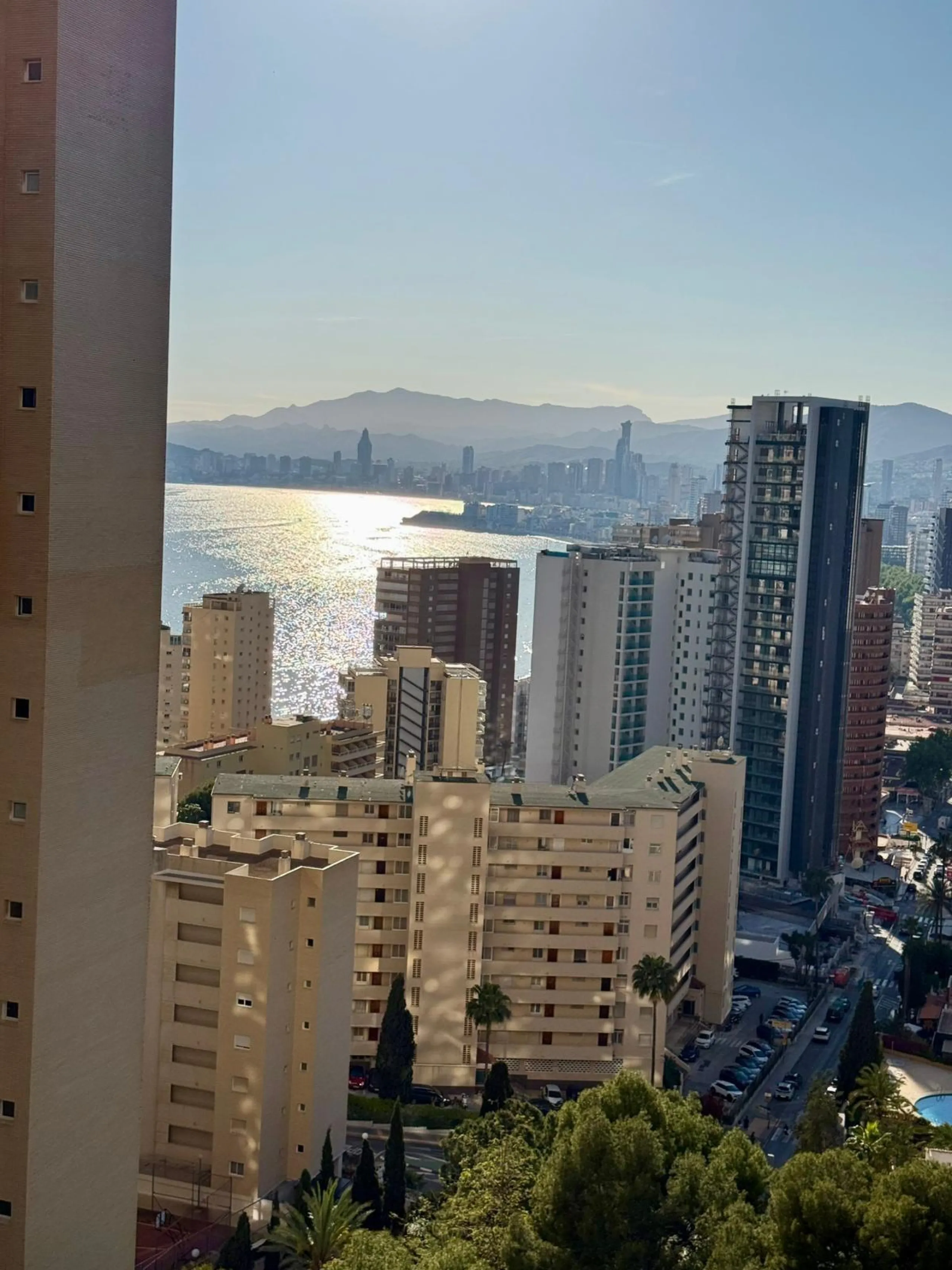 APARTAMENTO CON LICENCIA TURISTICA Y VISTAS AL MAR EN RINCON DE LOIX