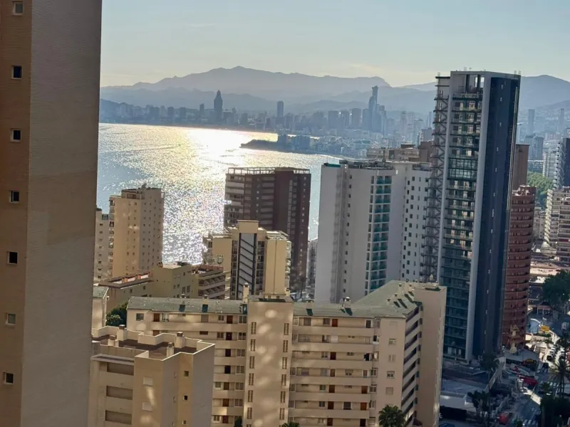 APARTAMENTO CON LICENCIA TURISTICA Y VISTAS AL MAR EN RINCON DE LOIX