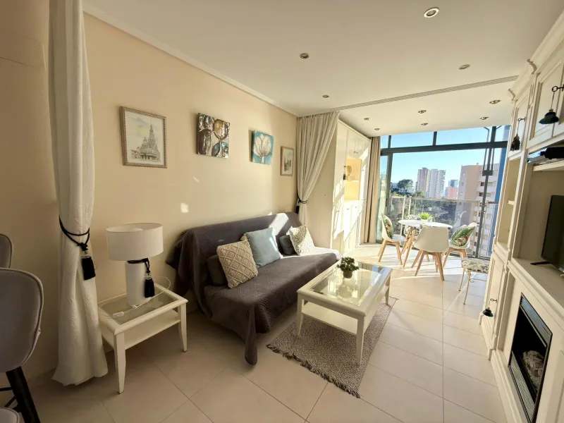 APARTAMENTO CON LICENCIA TURISTICA Y VISTAS AL MAR EN RINCON DE LOIX