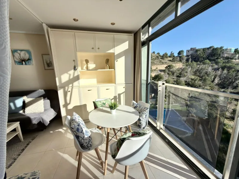 APARTAMENTO CON LICENCIA TURISTICA Y VISTAS AL MAR EN RINCON DE LOIX