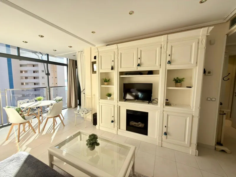APARTAMENTO CON LICENCIA TURISTICA Y VISTAS AL MAR EN RINCON DE LOIX