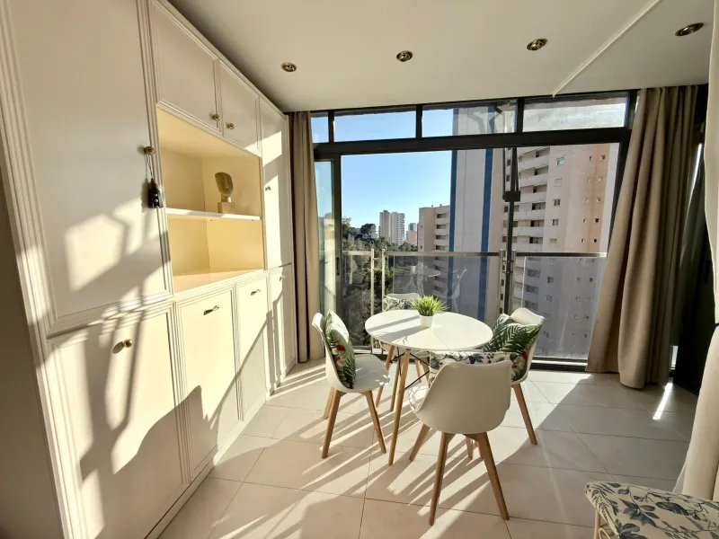 APARTAMENTO CON LICENCIA TURISTICA Y VISTAS AL MAR EN RINCON DE LOIX