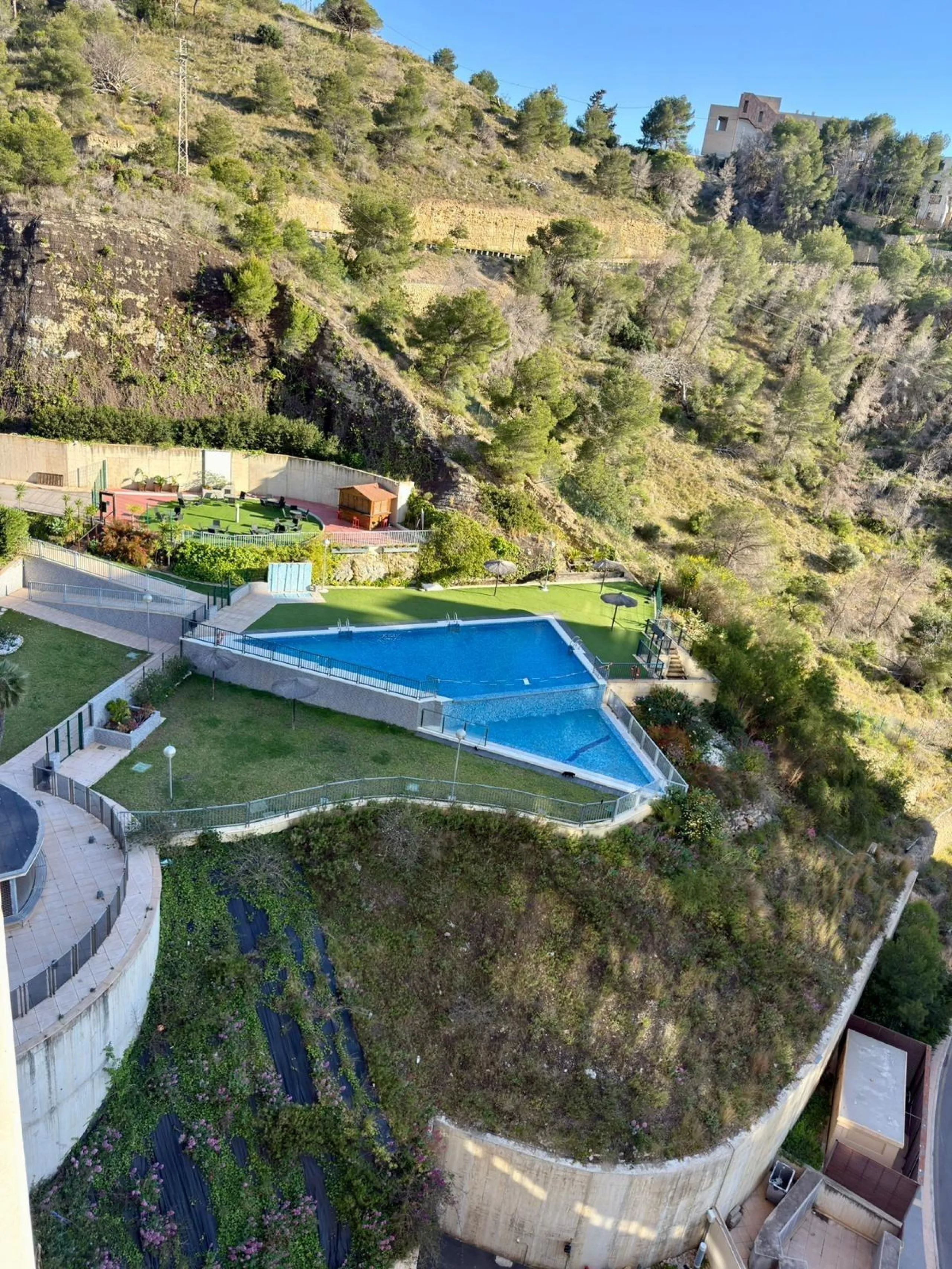 APARTAMENTO CON LICENCIA TURISTICA Y VISTAS AL MAR EN RINCON DE LOIX