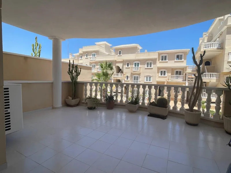 Unique Opportunity: Apartment in Guardamar del Segura, El Moncayo Playa for €250,000