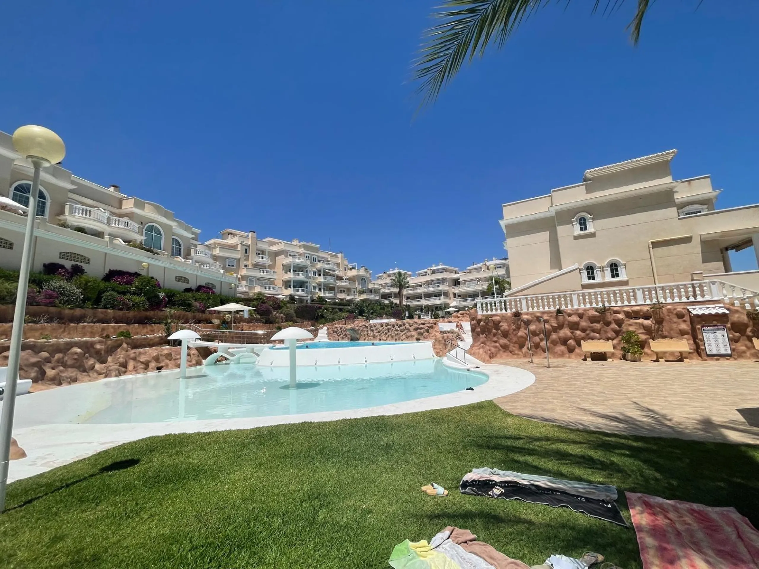 Unique Opportunity: Apartment in Guardamar del Segura, El Moncayo Playa for €250,000