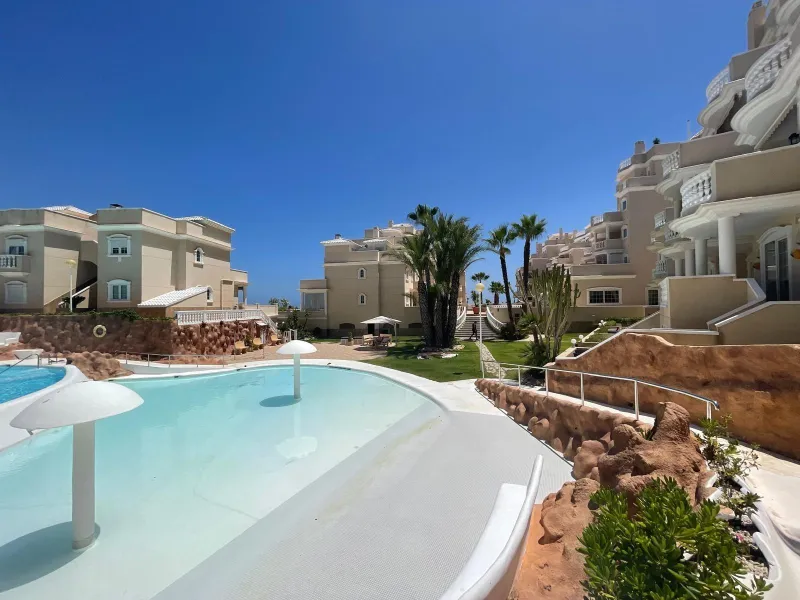 Unique Opportunity: Apartment in Guardamar del Segura, El Moncayo Playa for €250,000