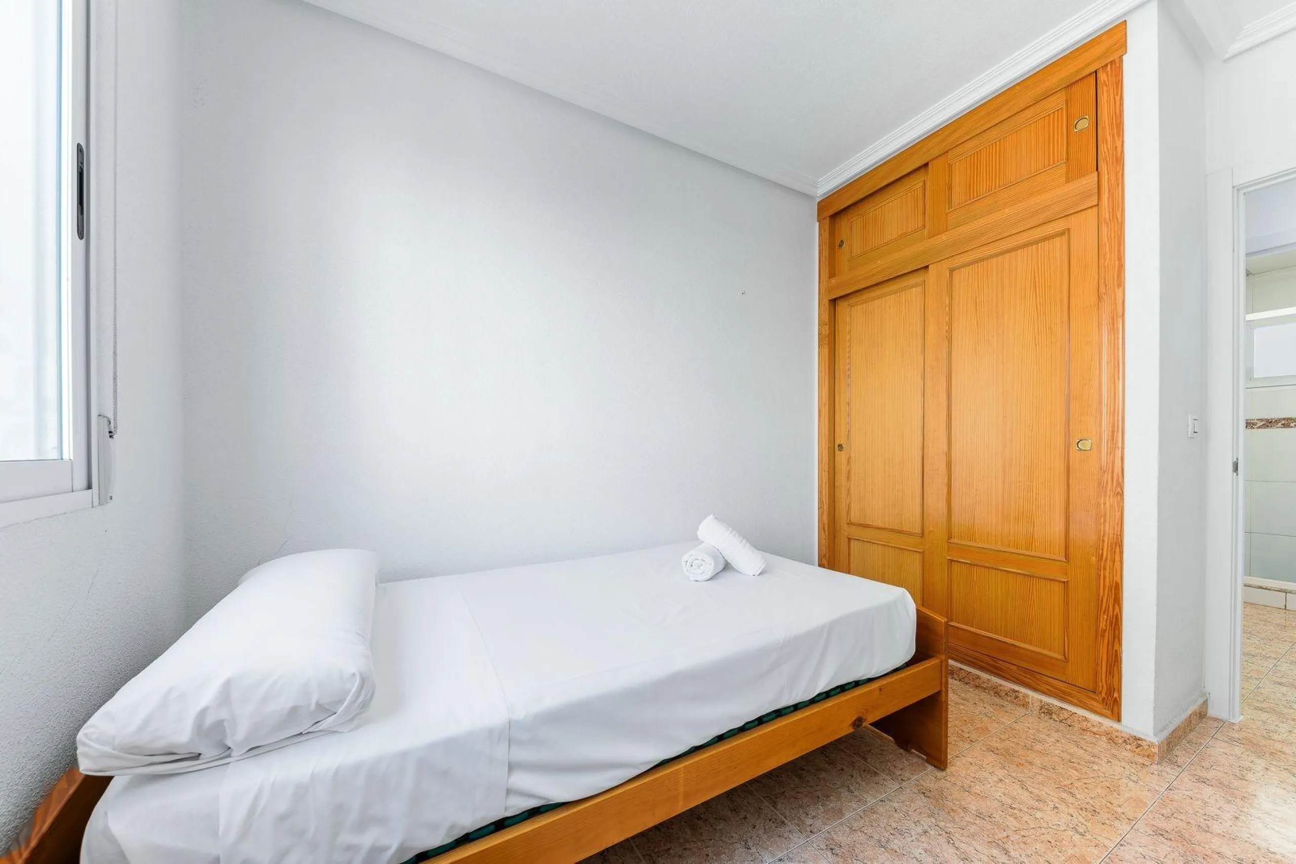 PISO DE 3 DORMITORIOS. 102M2. A 600 M DE LA PLAYA DEL ACEQUIÓN JUNTO AL PARQUE DE LAS NACIONES