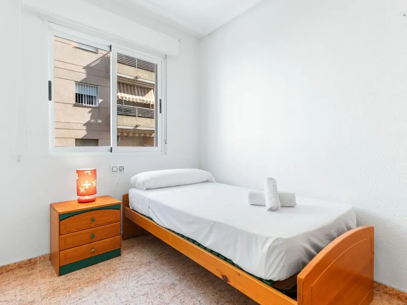 PISO DE 3 DORMITORIOS. 102M2. A 600 M DE LA PLAYA DEL ACEQUIÓN JUNTO AL PARQUE DE LAS NACIONES