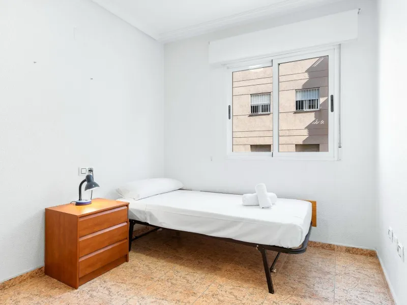 PISO DE 3 DORMITORIOS. 102M2. A 600 M DE LA PLAYA DEL ACEQUIÓN JUNTO AL PARQUE DE LAS NACIONES