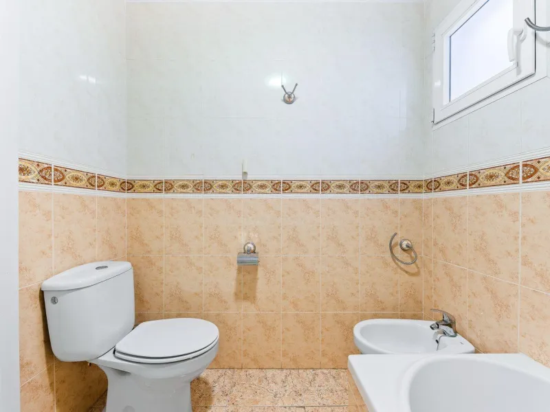 PISO DE 3 DORMITORIOS. 102M2. A 600 M DE LA PLAYA DEL ACEQUIÓN JUNTO AL PARQUE DE LAS NACIONES