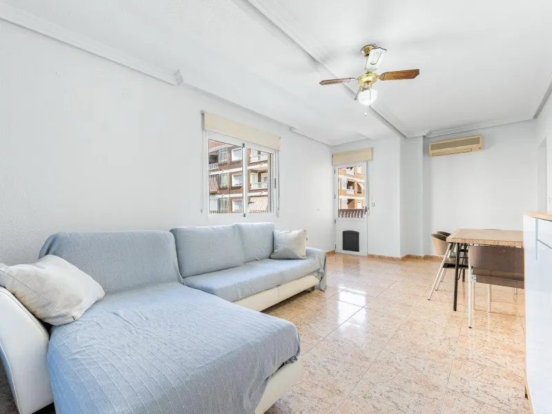 PISO DE 3 DORMITORIOS. 102M2. A 600 M DE LA PLAYA DEL ACEQUIÓN JUNTO AL PARQUE DE LAS NACIONES