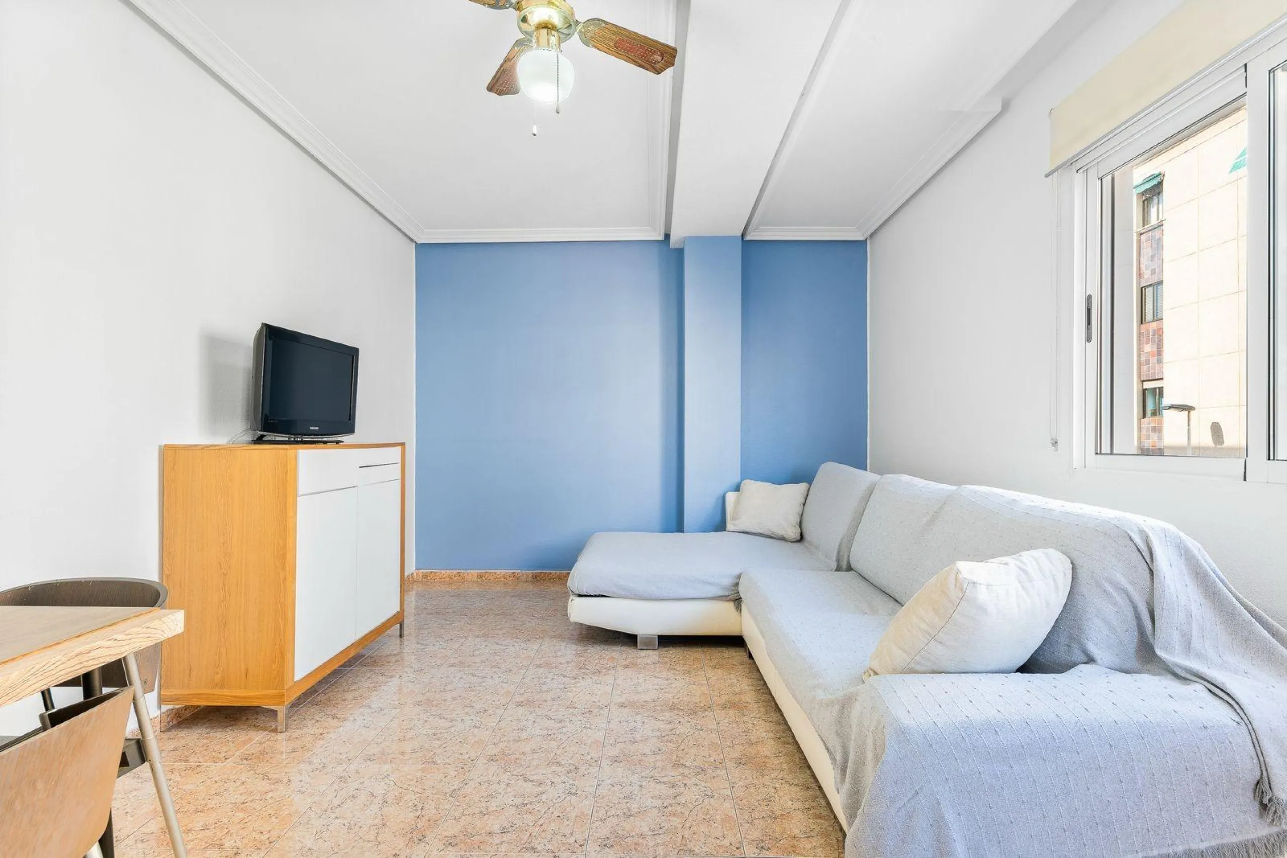 PISO DE 3 DORMITORIOS. 102M2. A 600 M DE LA PLAYA DEL ACEQUIÓN JUNTO AL PARQUE DE LAS NACIONES