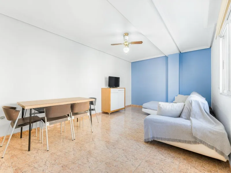 PISO DE 3 DORMITORIOS. 102M2. A 600 M DE LA PLAYA DEL ACEQUIÓN JUNTO AL PARQUE DE LAS NACIONES