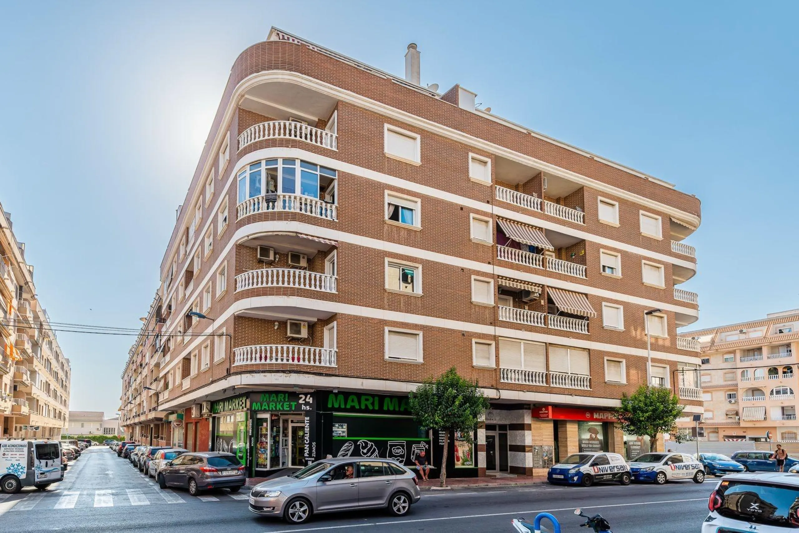 PISO DE 3 DORMITORIOS. 102M2. A 600 M DE LA PLAYA DEL ACEQUIÓN JUNTO AL PARQUE DE LAS NACIONES