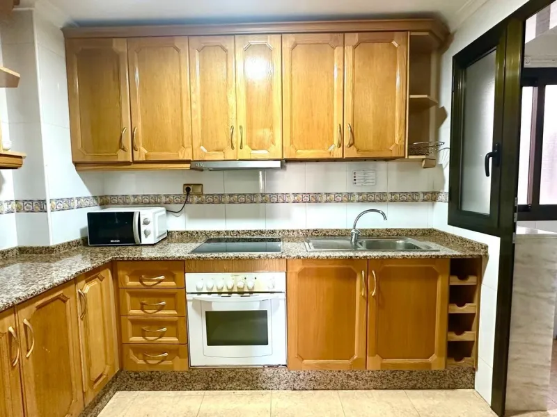 123M2 DE APARTAMENTO A TAN SOLO 450 M DE LA PLAYA CON 3 HAB Y 2 BAÑOS