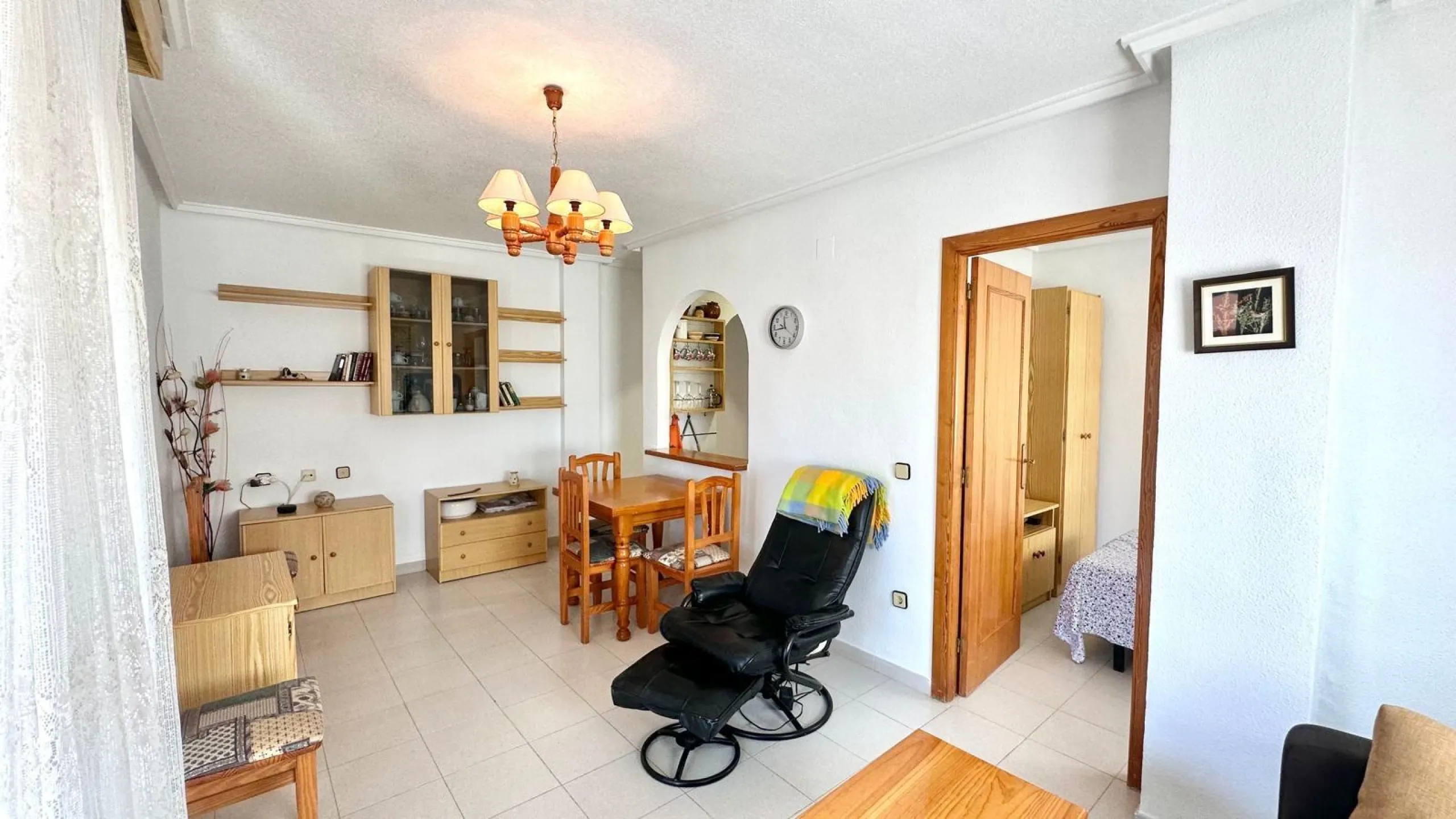 ATICO CON 2 HAB 1 BAÑO A 300 METROS DE LA PLAYA CON PISCINA COMUNITARIA