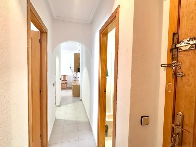 ATICO CON 2 HAB 1 BAÑO A 300 METROS DE LA PLAYA CON PISCINA COMUNITARIA