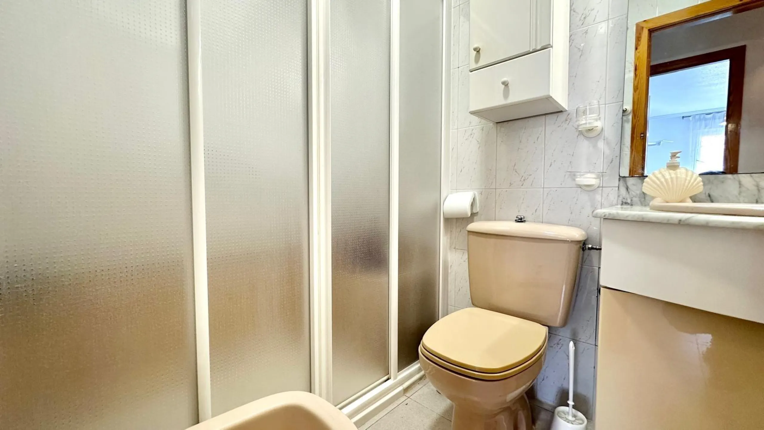 ATICO CON 2 HAB 1 BAÑO A 300 METROS DE LA PLAYA CON PISCINA COMUNITARIA
