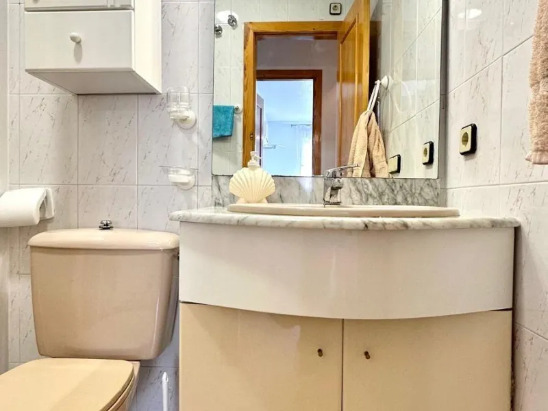 ATICO CON 2 HAB 1 BAÑO A 300 METROS DE LA PLAYA CON PISCINA COMUNITARIA