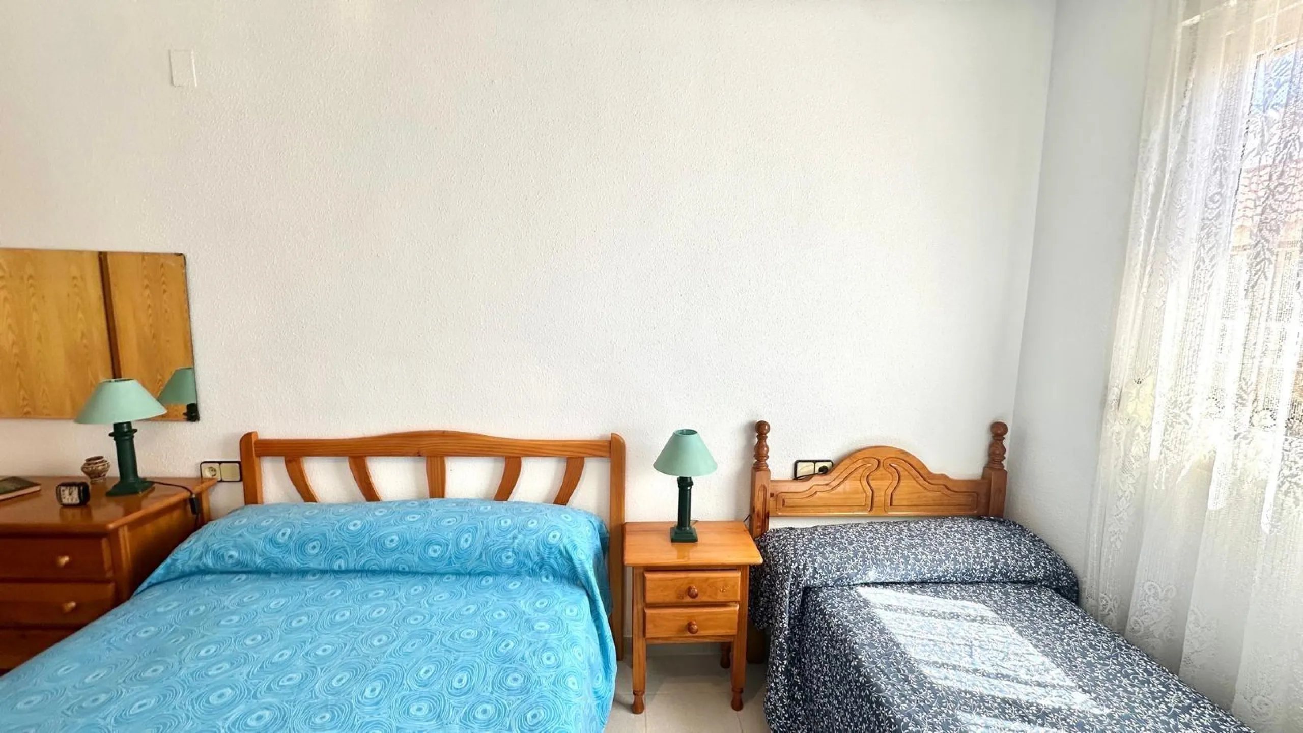 ATICO CON 2 HAB 1 BAÑO A 300 METROS DE LA PLAYA CON PISCINA COMUNITARIA