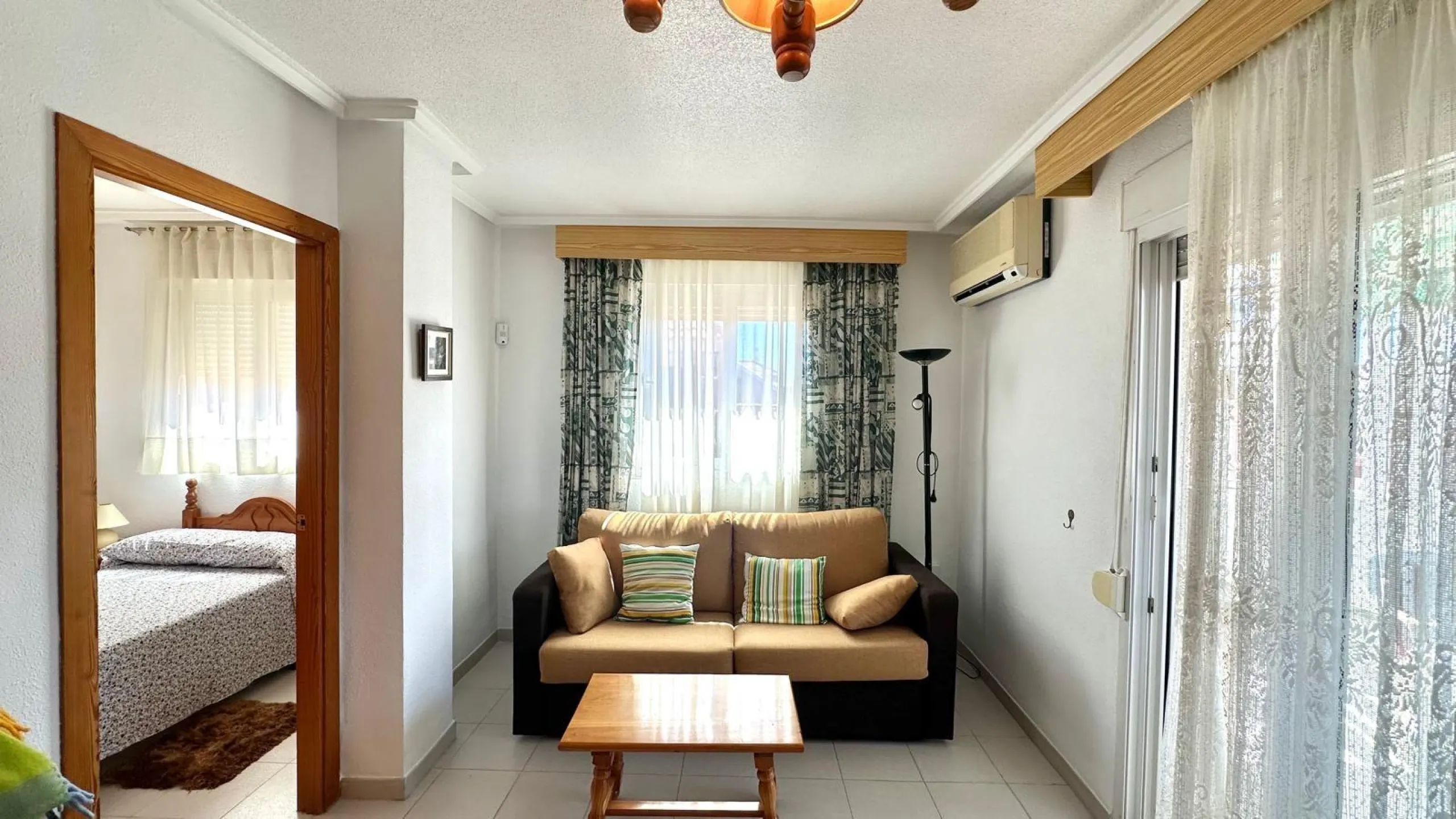 ATICO CON 2 HAB 1 BAÑO A 300 METROS DE LA PLAYA CON PISCINA COMUNITARIA