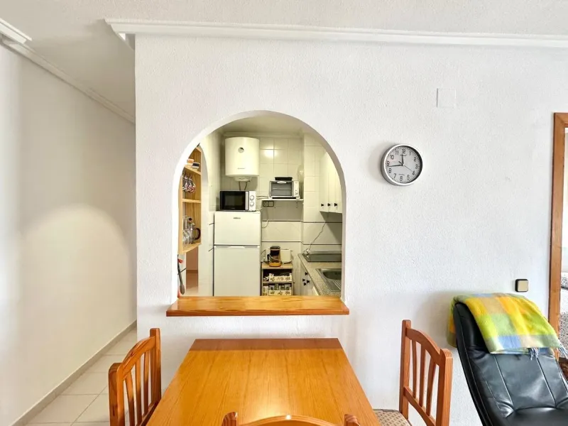 ATICO CON 2 HAB 1 BAÑO A 300 METROS DE LA PLAYA CON PISCINA COMUNITARIA