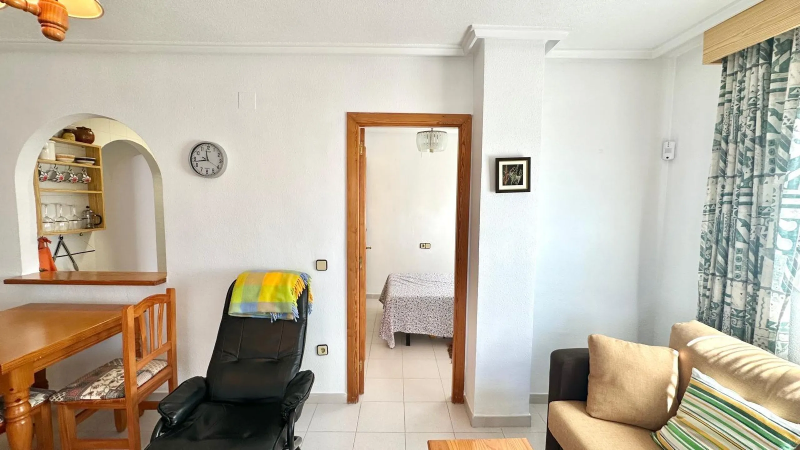 ATICO CON 2 HAB 1 BAÑO A 300 METROS DE LA PLAYA CON PISCINA COMUNITARIA