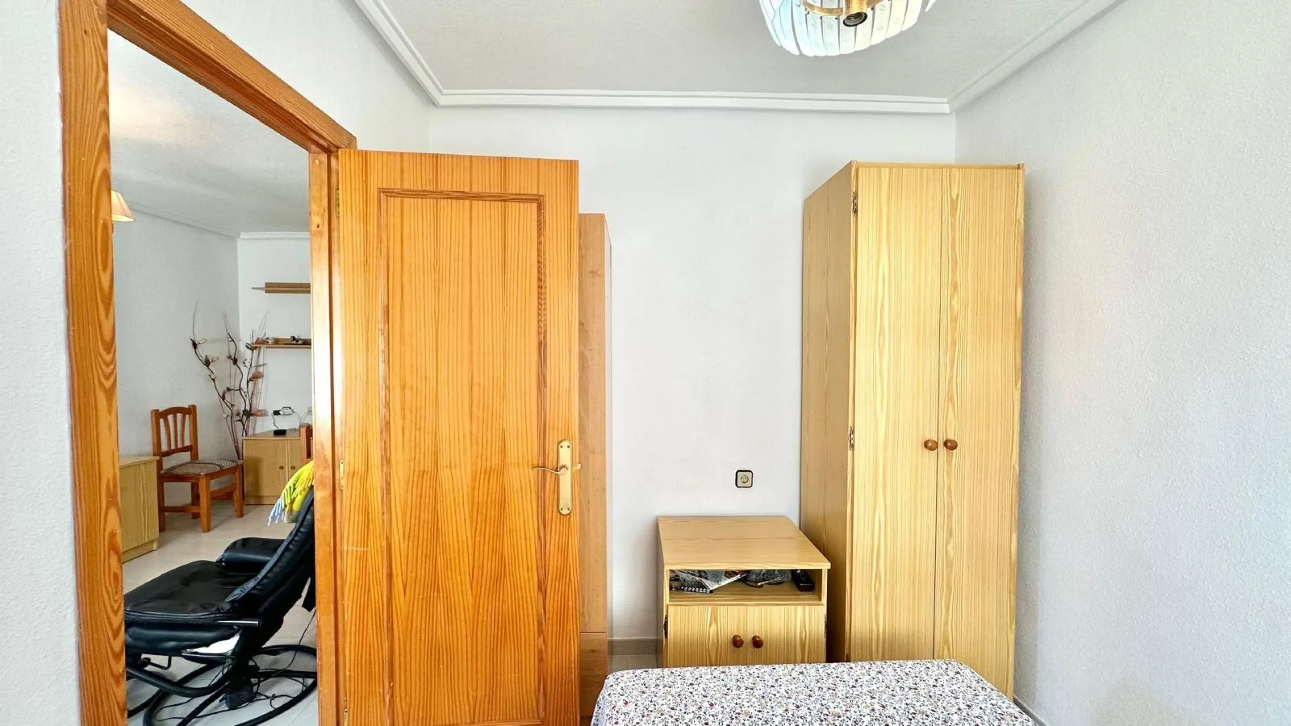 ATICO CON 2 HAB 1 BAÑO A 300 METROS DE LA PLAYA CON PISCINA COMUNITARIA