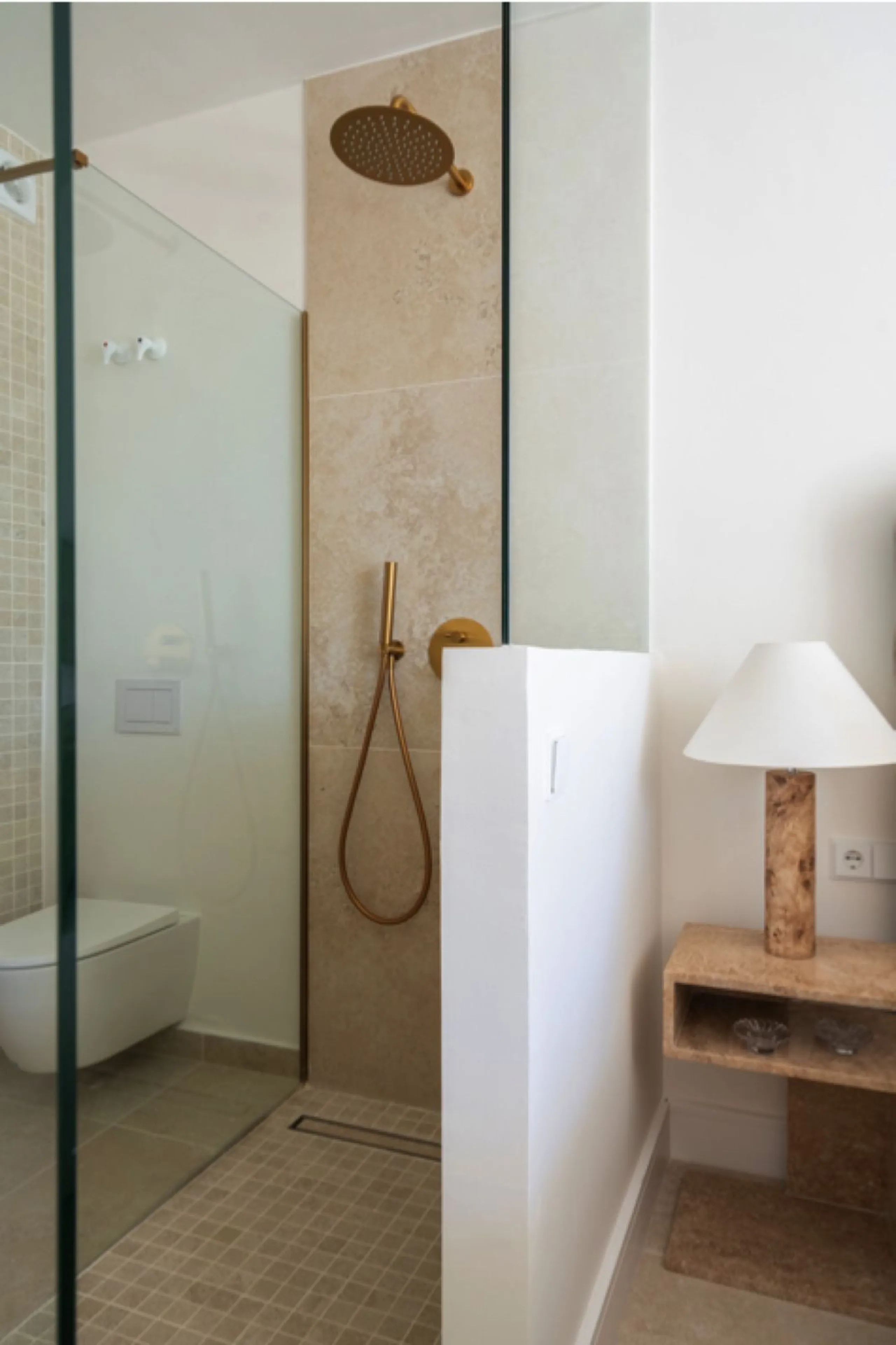 Kürzlich renovierte Erdgeschosswohnung mit 3 Schlafzimmern und individuellen Ausstattungen – La Quinta, Benahavís (Marbella)