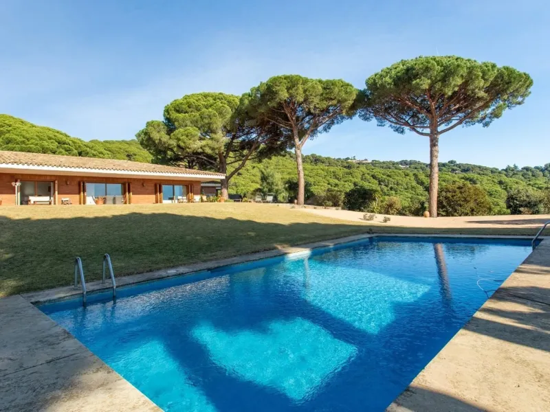Single-Storey Mediterranean Villa with Sea Views in Sant Andreu de Llavaneres, Barcelona