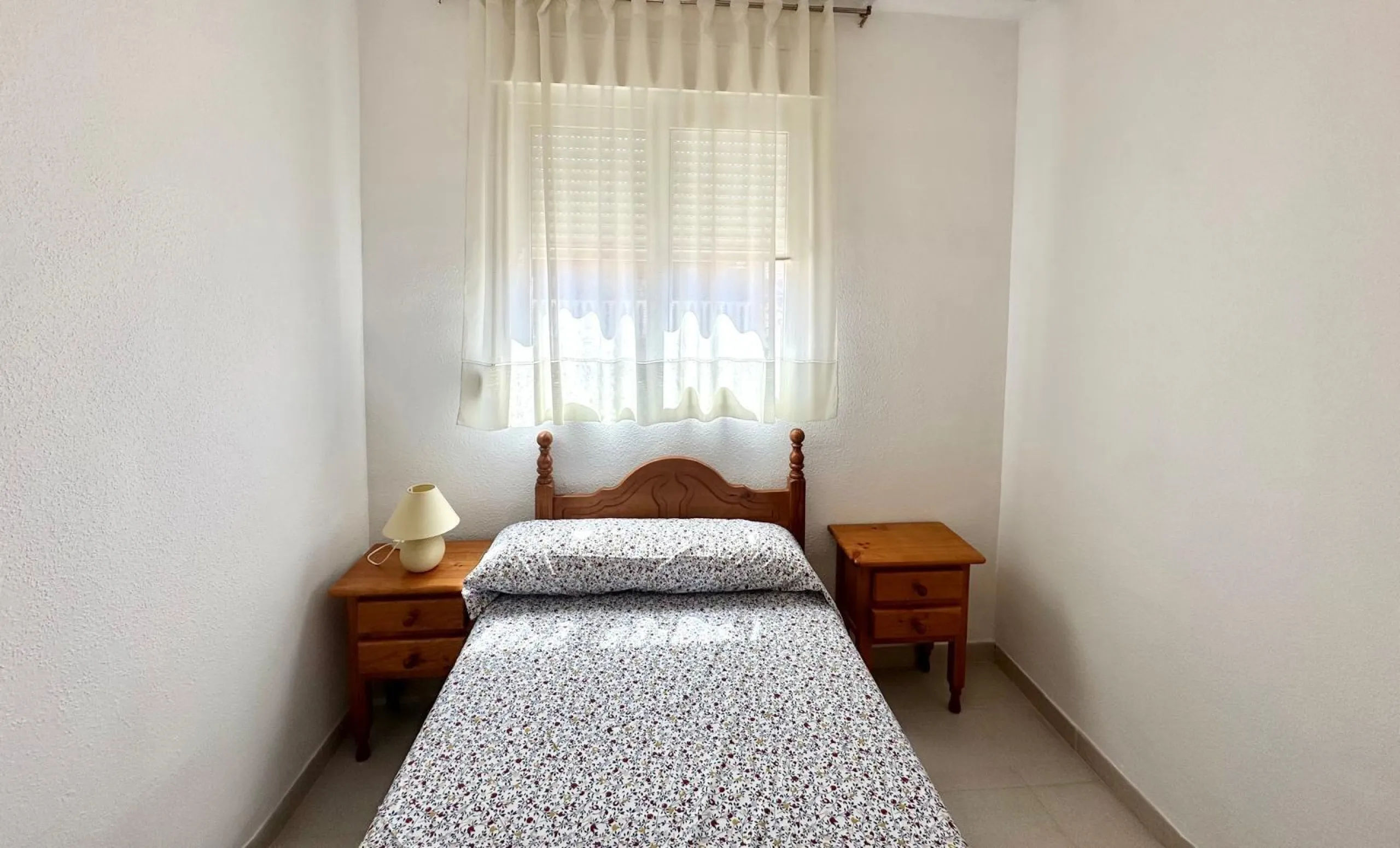 ATICO CON 2 HAB 1 BAÑO A 300 METROS DE LA PLAYA CON PISCINA COMUNITARIA