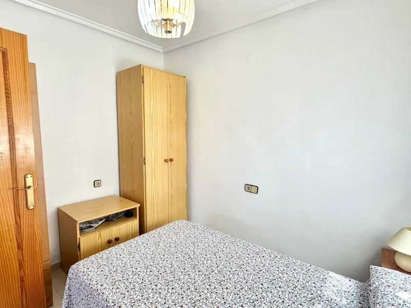 ATICO CON 2 HAB 1 BAÑO A 300 METROS DE LA PLAYA CON PISCINA COMUNITARIA