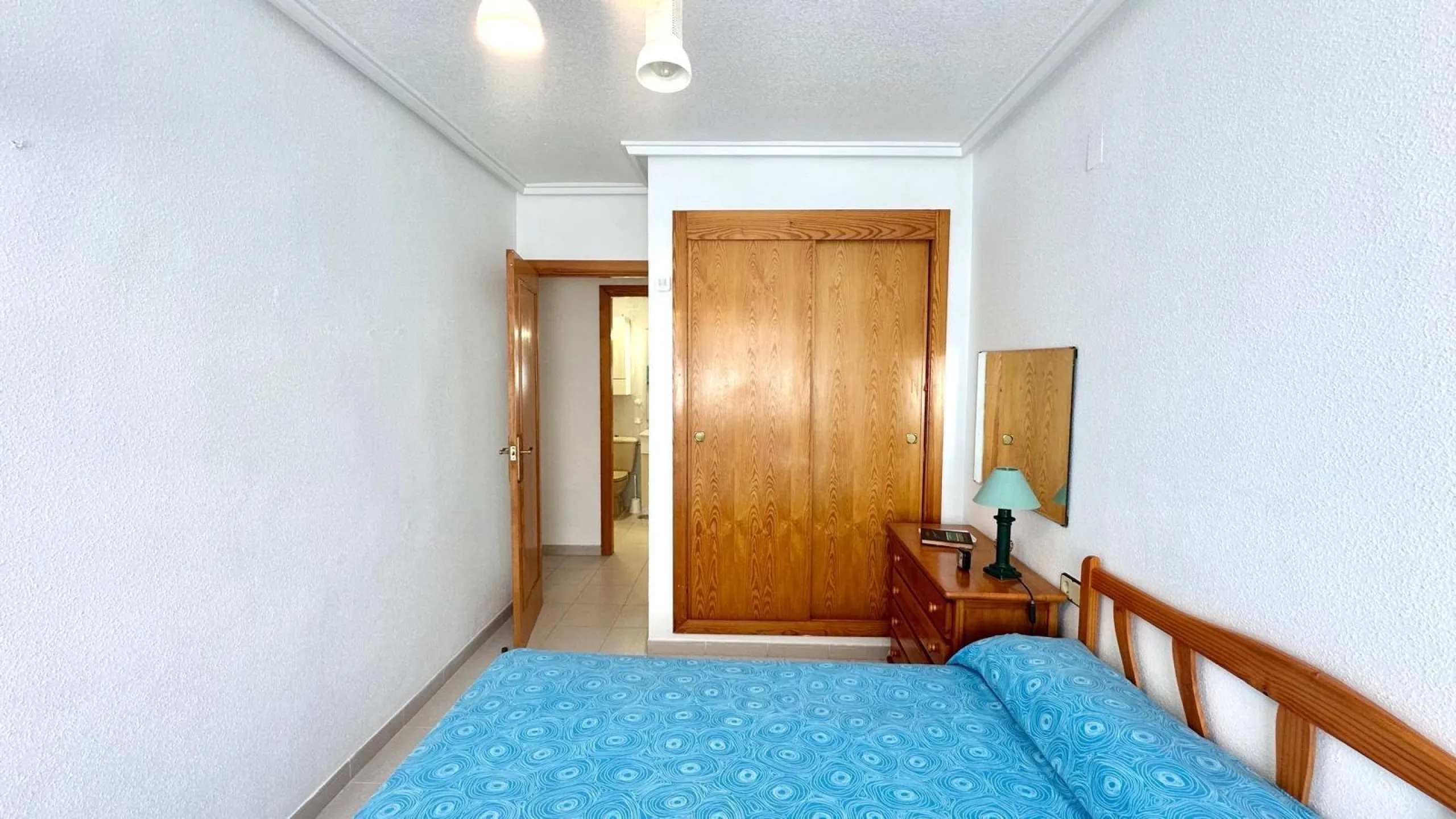 ATICO CON 2 HAB 1 BAÑO A 300 METROS DE LA PLAYA CON PISCINA COMUNITARIA