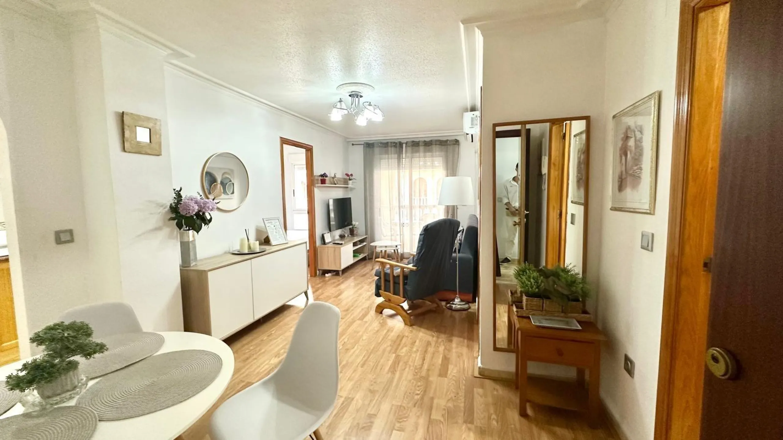 2 BEDROOM APARTMENT WITH TOURIST LICENSE 200 METERS FROM THE BEACH