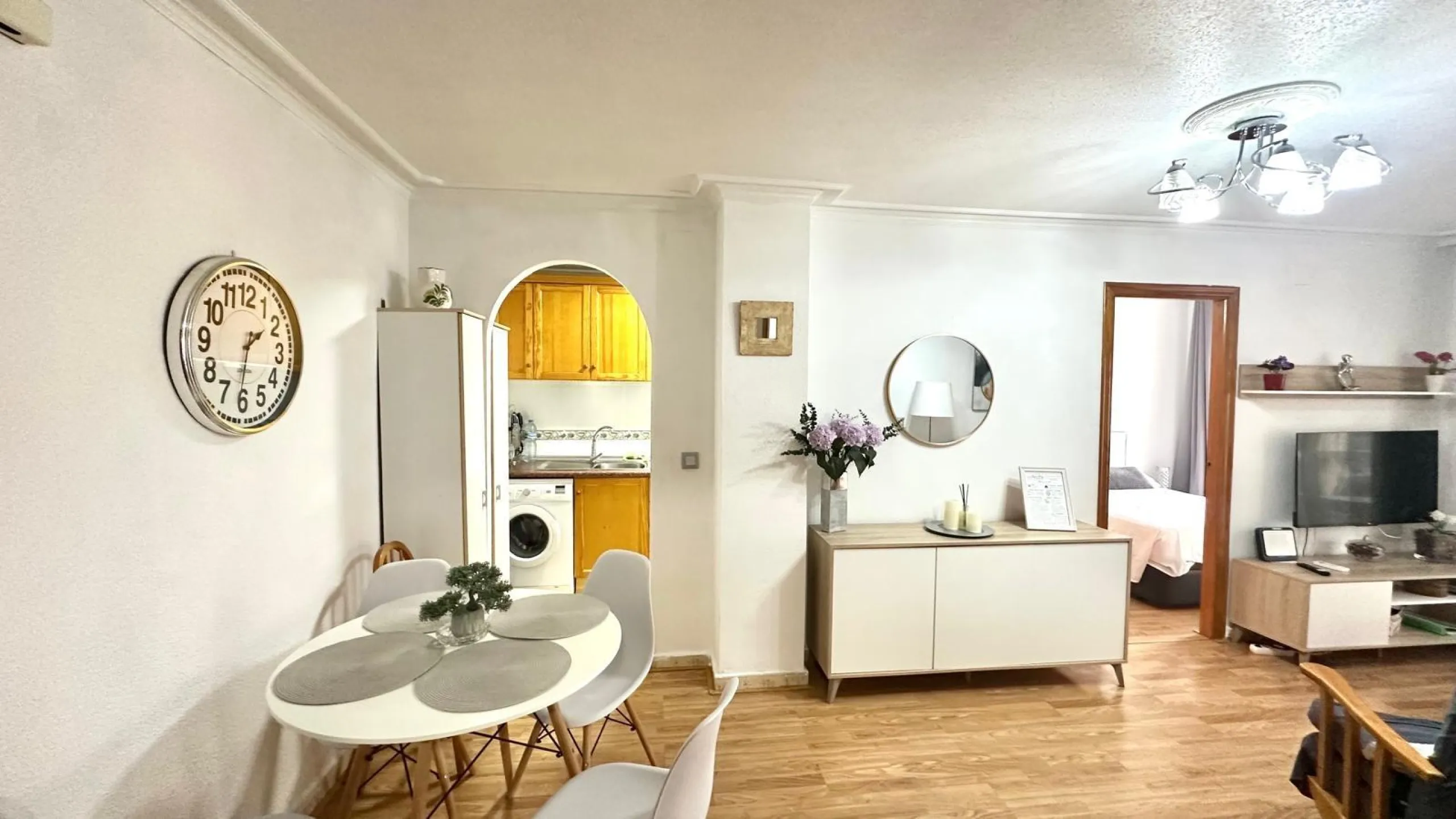 2 BEDROOM APARTMENT WITH TOURIST LICENSE 200 METERS FROM THE BEACH