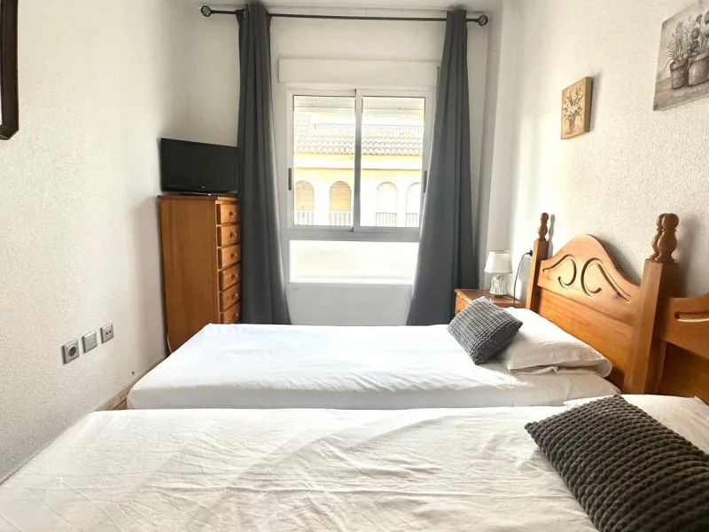 2 BEDROOM APARTMENT WITH TOURIST LICENSE 200 METERS FROM THE BEACH