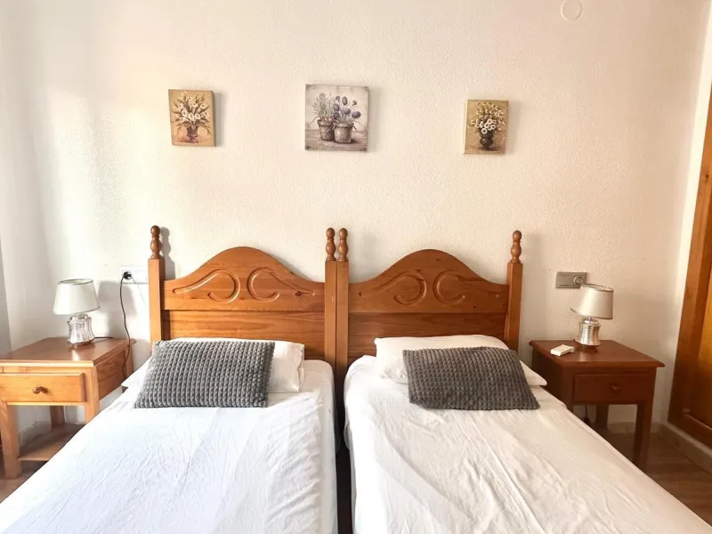 2 BEDROOM APARTMENT WITH TOURIST LICENSE 200 METERS FROM THE BEACH