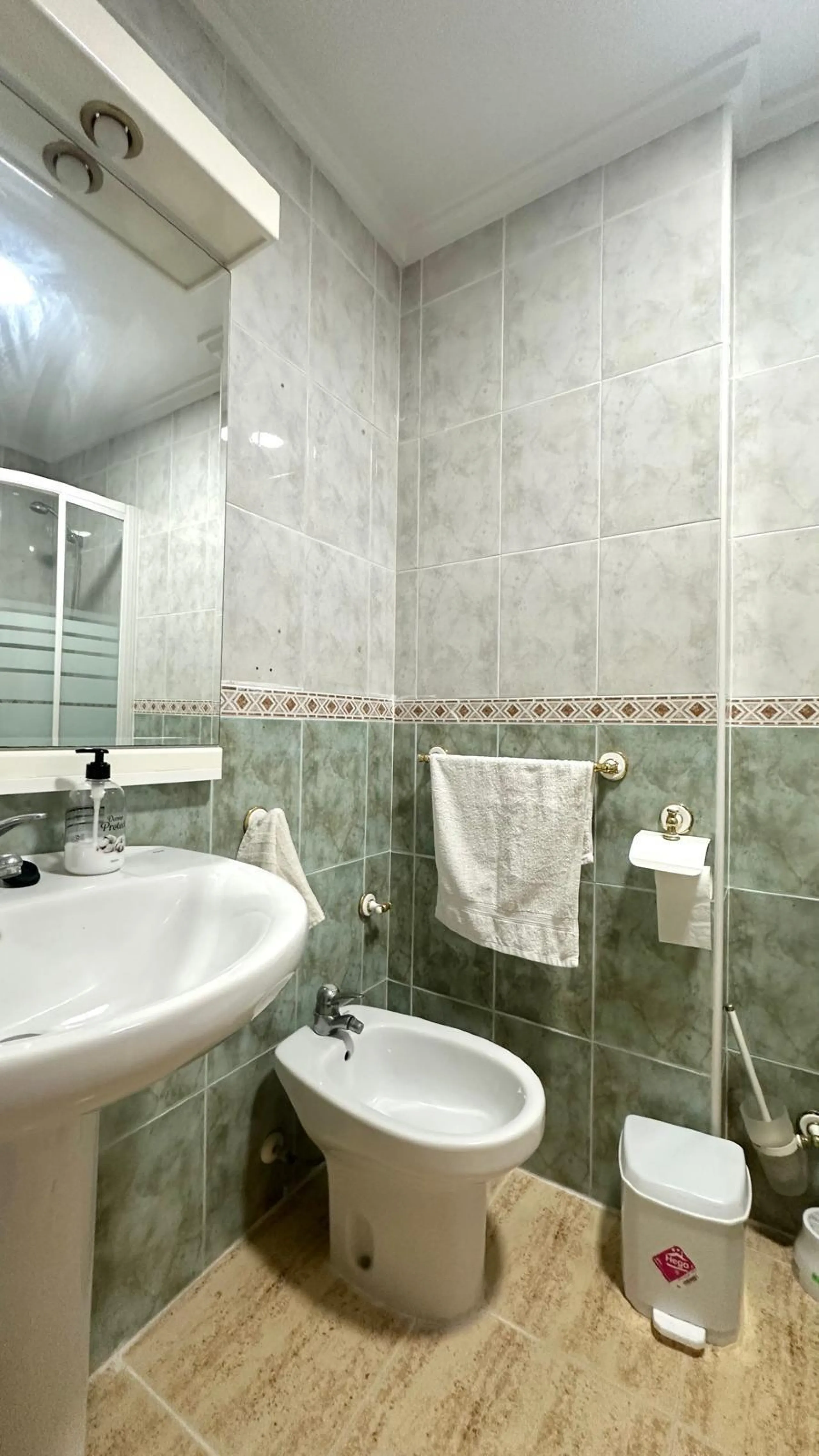 2 BEDROOM APARTMENT WITH TOURIST LICENSE 200 METERS FROM THE BEACH