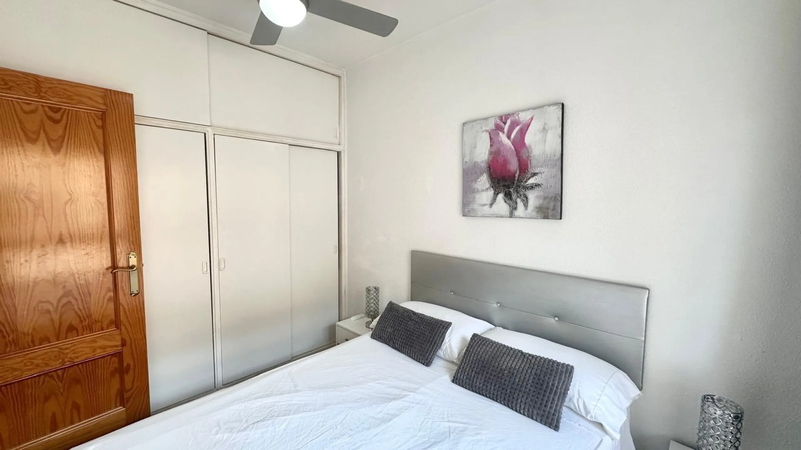 2 BEDROOM APARTMENT WITH TOURIST LICENSE 200 METERS FROM THE BEACH