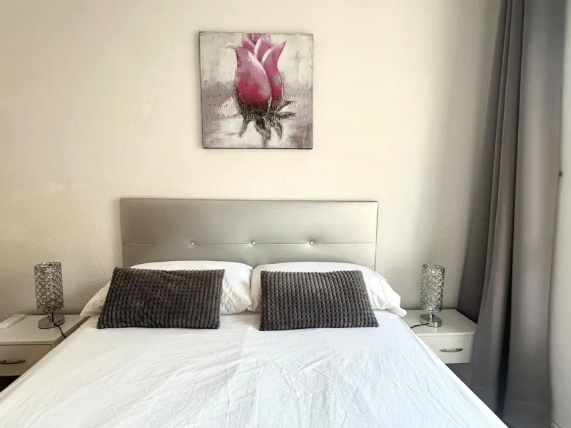 2 BEDROOM APARTMENT WITH TOURIST LICENSE 200 METERS FROM THE BEACH