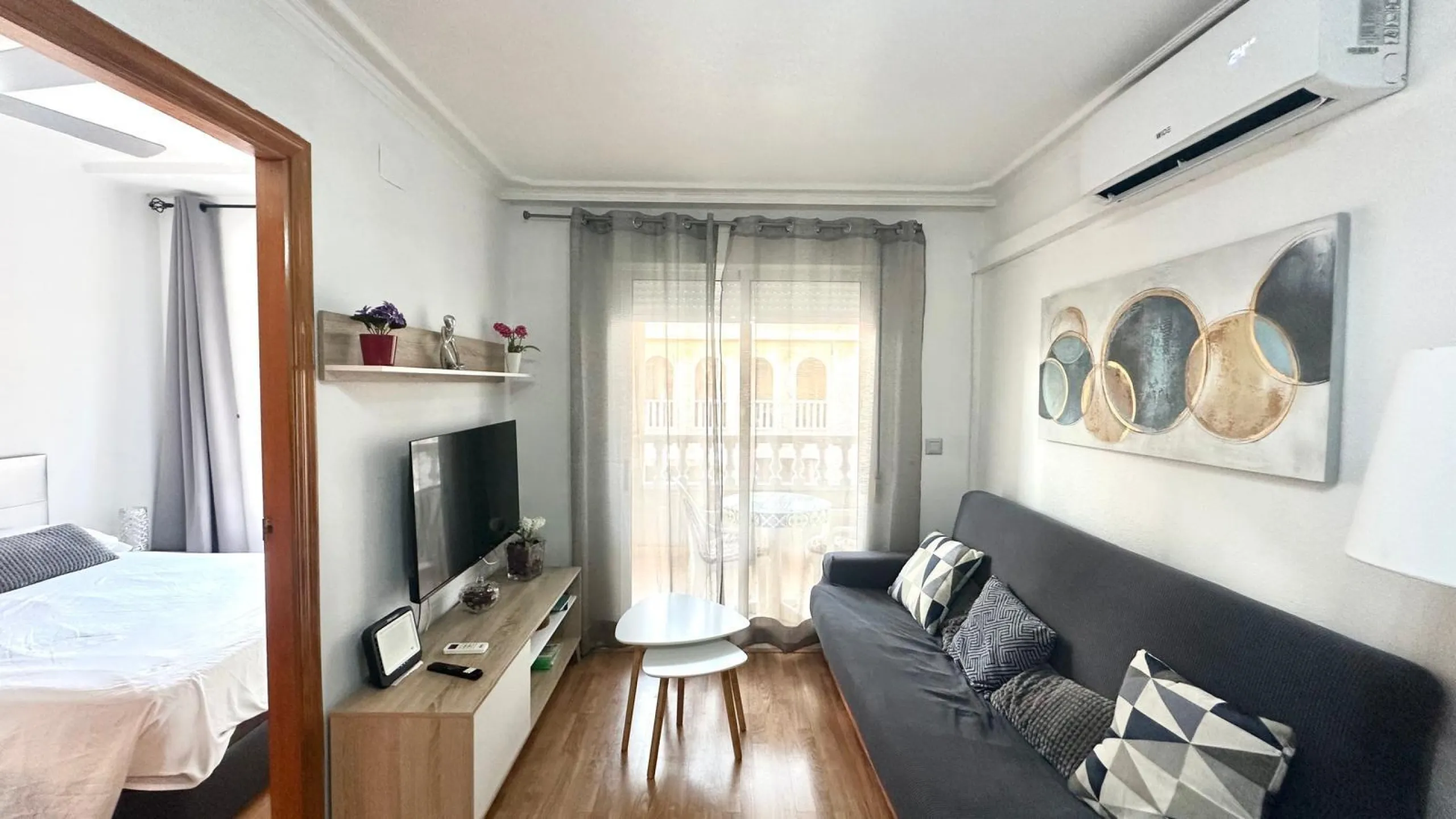 2 BEDROOM APARTMENT WITH TOURIST LICENSE 200 METERS FROM THE BEACH