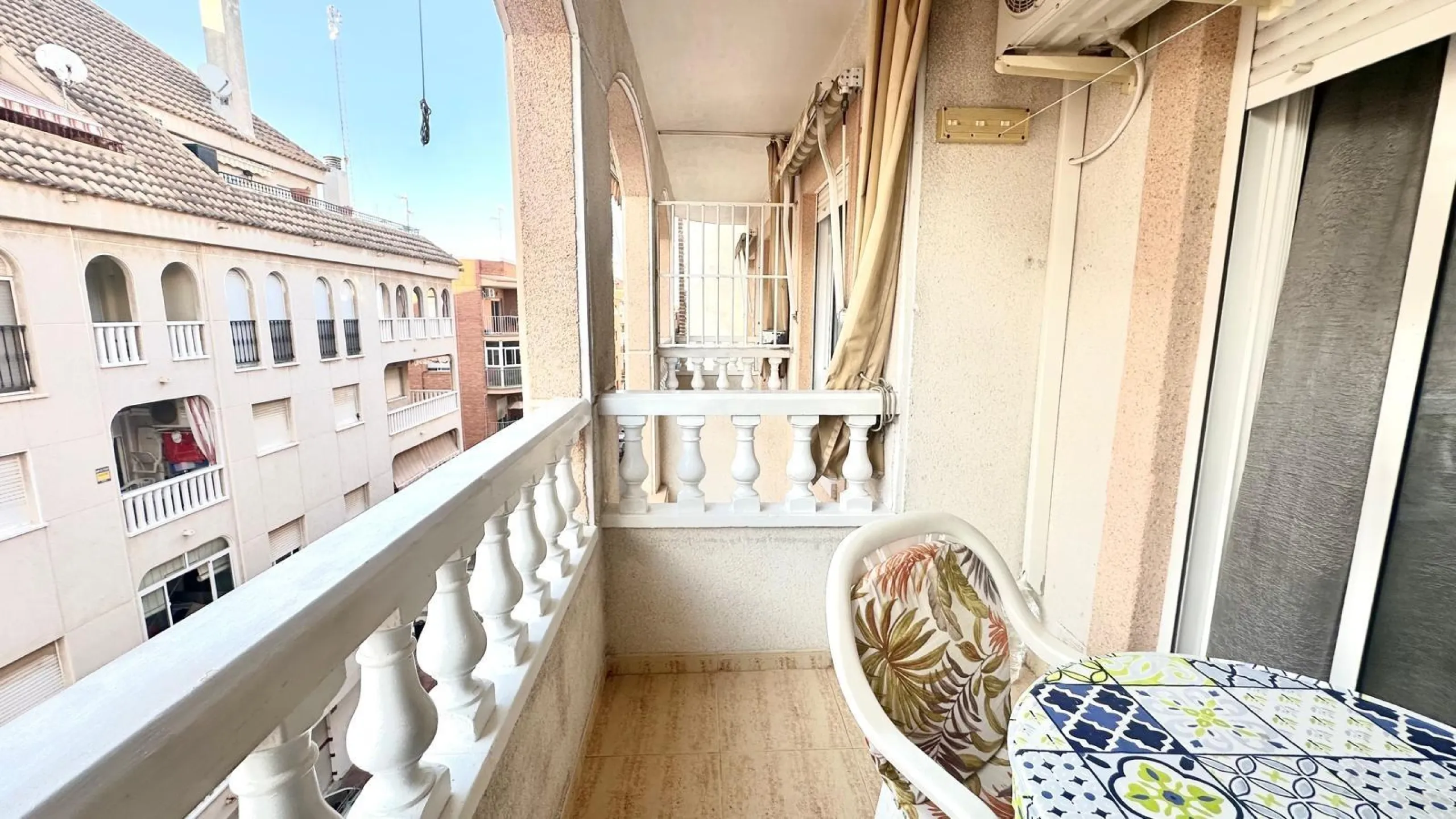 2 BEDROOM APARTMENT WITH TOURIST LICENSE 200 METERS FROM THE BEACH